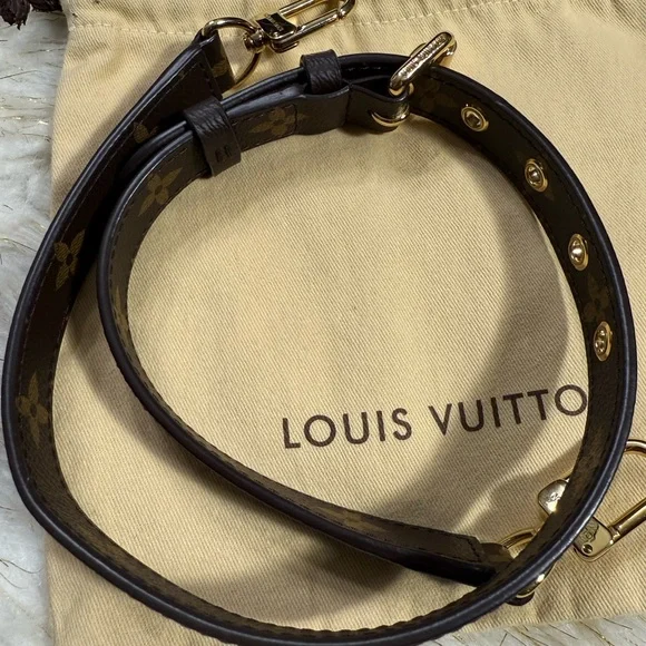 Louis Vuitton Gold Strap Shoulder Strap Monogram Pattern W/ Dustbag - Picture 16 of 16